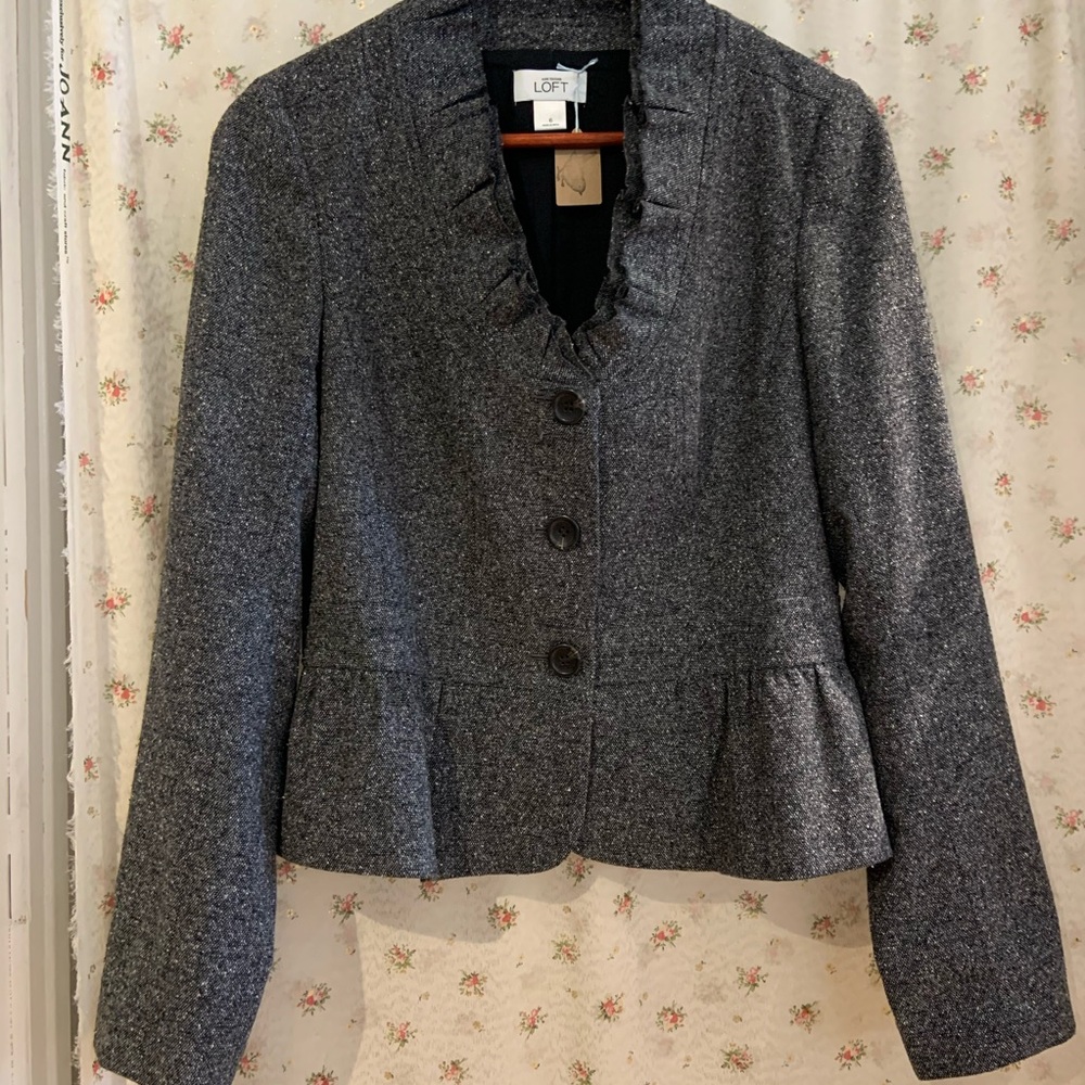 ✨ Loft Blazer ✨
